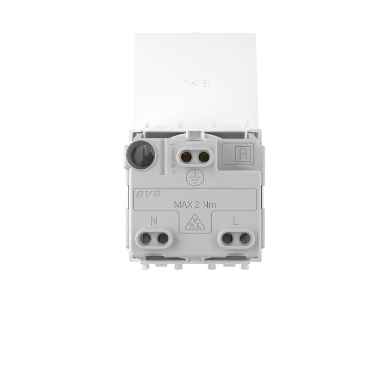 Розетка 2P+E, с з/ш, "Avanti" IP41, белая | 4400012 | DKC — миниатюра 3