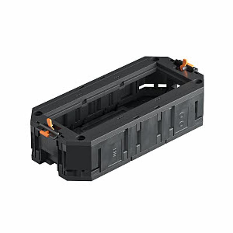 Монтажная коробка UT3 для установки в лючок с накладкой для 3xModul45  (полиамид,черный) (UT3 45 3) | 7408723 | OBO Bettermann — миниатюра 2
