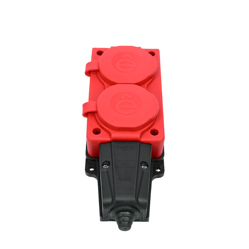 Колодка 2 гнезда 2К+З каучуковая 16А/250В IP44 Красная MultiSet | MST4122RD | SE — миниатюра 6
