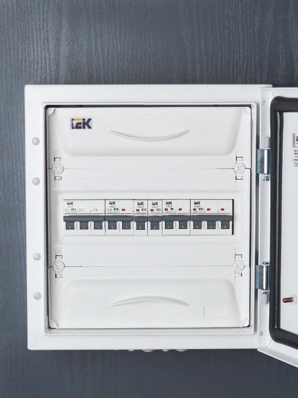 Выключатель автоматический однополюсный M06N 1P B 13А 6кА ARMAT | AR-M06N-1-B013 | IEK — миниатюра 11