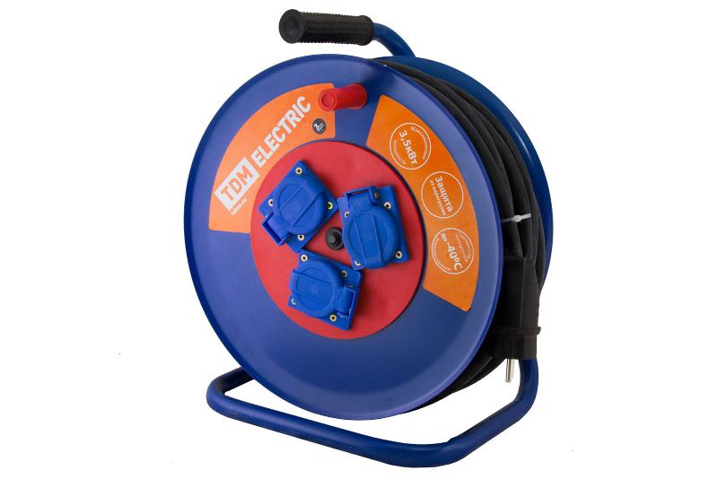 Удлинитель силовой УХз16-003  (метал. катушка,АЗ,3 места IP44/50м КГ 3х1,5) | SQ1301-0142 | TDM — TDM ELECTRIC