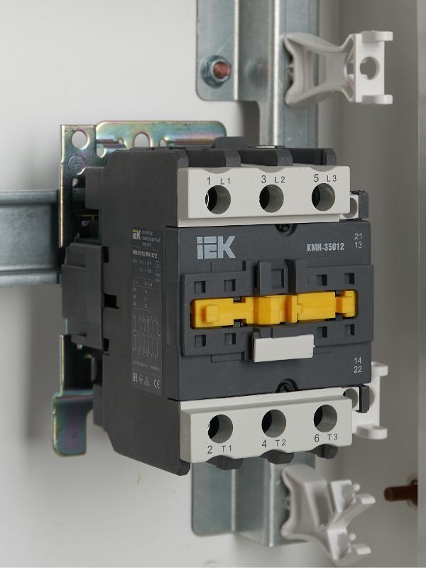 Контактор КМИ-35012 50А 230В/АС3 1НО;1НЗ  | KKM31-050-230-11 | IEK — миниатюра 10