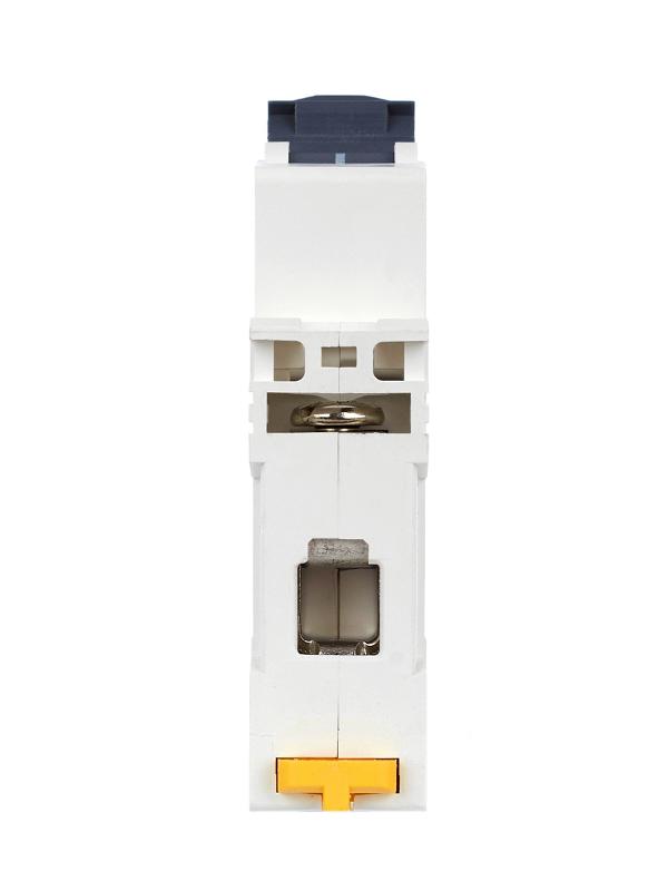 Выключатель автоматический однополюсный M06N 1P C 6А 6кА ARMAT | AR-M06N-1-C006 | IEK — миниатюра 8