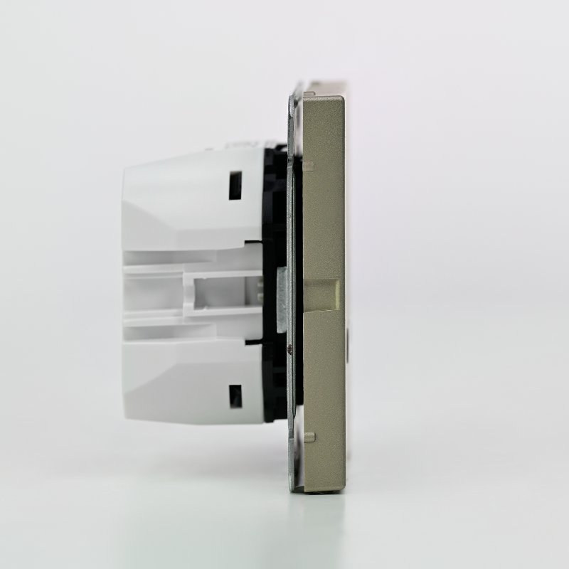 ArtGallery Шампань Розетка USB тип-С 65Вт высокоскор.заряд. QC, PD, механизм | GAL000527 | SE — миниатюра 5