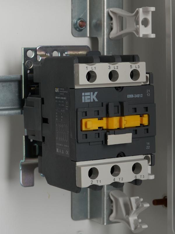Контактор КМИ-34012 40А 230В/АС3 1НО;1НЗ  | KKM31-040-230-11 | IEK — миниатюра 10