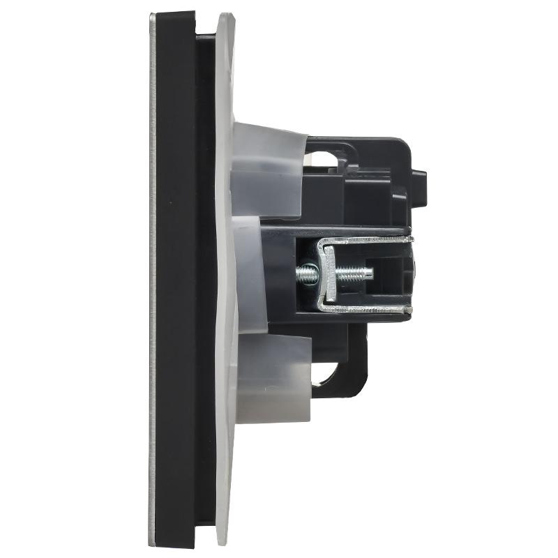 FORTE&PIANO Розетка с заземлением со шторками с крышкой в/к 16А IP44 FP721M металл никель  | FP-R16-16-44-M-K50 | IEK — миниатюра 6