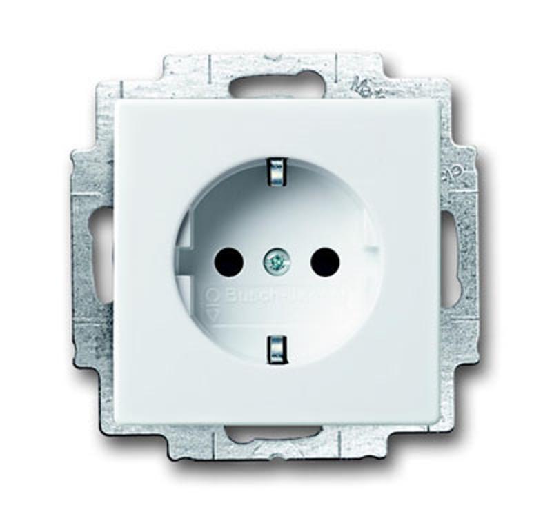 Розетка SCHUKO 16А 250В, с LED подсветкой, future/solo, альпийский белый | 2013-0-5294  | 2CKA002013A5294 | ABB — ABB