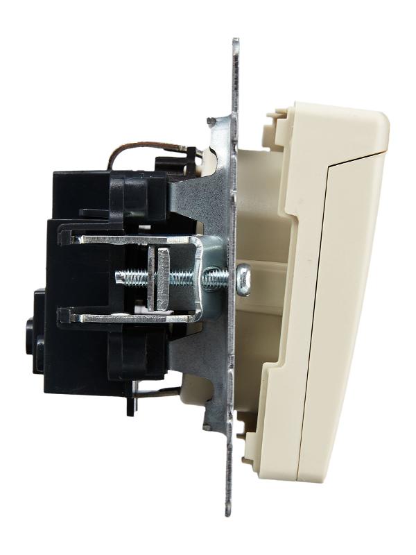 BRITE Розетка с заземлением со шторками с крышкой 16А IP20 РСбш10-3-БрКр бежевый  | BR-R16-16-K10 | IEK — миниатюра 3