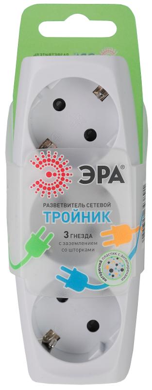 Тройник SP-3e-W  3гн, c заземл, со шторками (белый) (10/60/960) |C0045529 | ЭРА — миниатюра 2