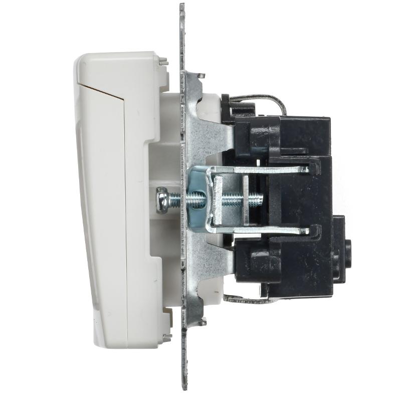 BRITE Розетка с заземлением со шторками с крышкой 16А IP20 РСбш10-3-БрБбелый  | BR-R16-16-K01 | IEK — миниатюра 7