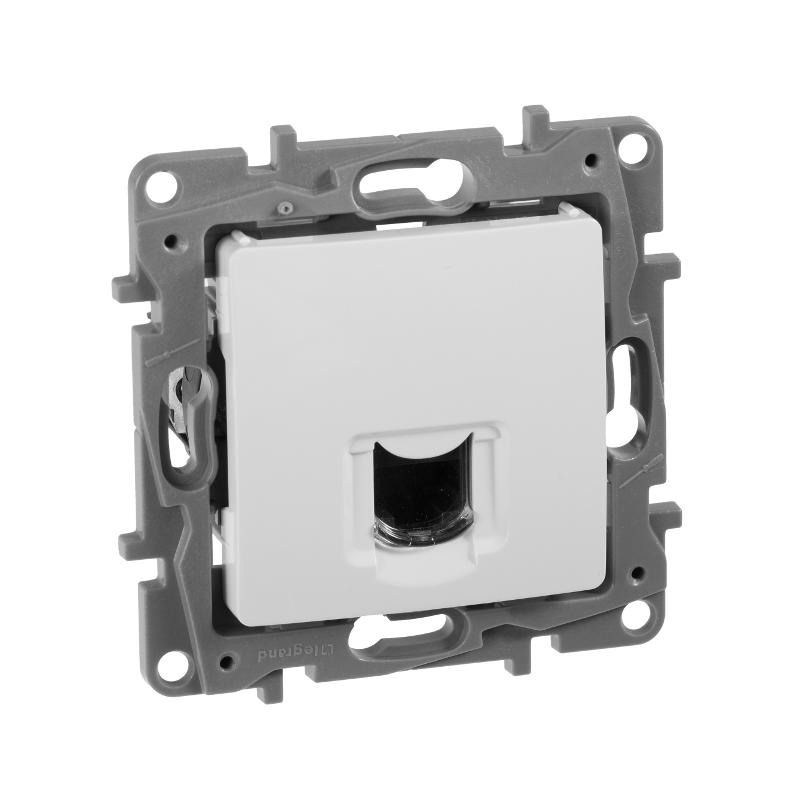 Etika Белый Розетка компьютерная RJ45 одинарная 6 кат. UTP | 672253 | Legrand; замена на арт. ИЭК 6722531 — Legrand