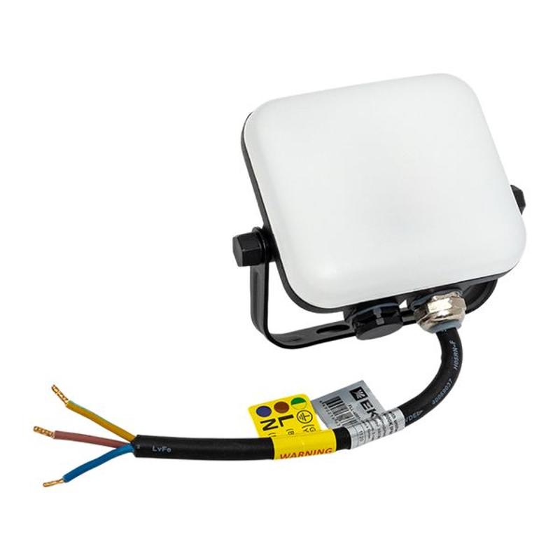 Прожектор светодиодный СДО-4001 10Вт 4000К IP65 с равномерной засветкой LUMA EKF | FLL-4001-10-4000 | EKF — EKF