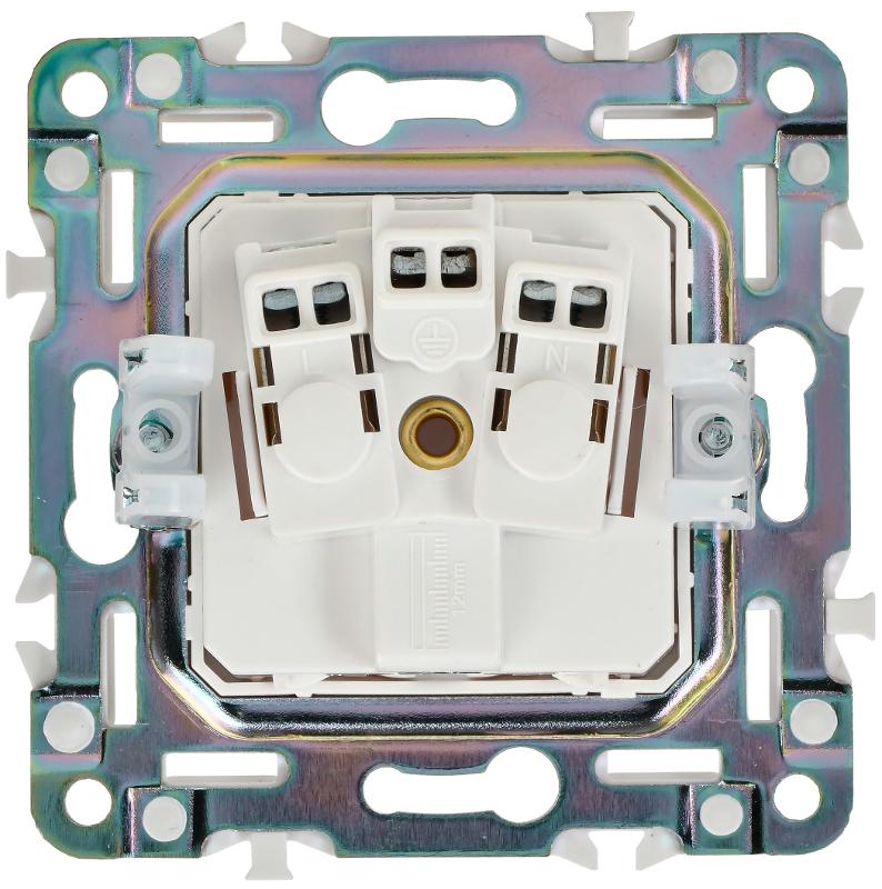 SKANDY Розетка с заземлением с защитными шторками 16А б/к SK-R06W арктический белый | SK-R14-16-1-K01 | IEK — миниатюра 6