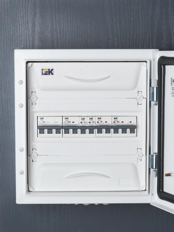 Выключатель автоматический однополюсный M10N 1P C 32А 10кА ARMAT | AR-M10N-1-C032 | IEK — миниатюра 10