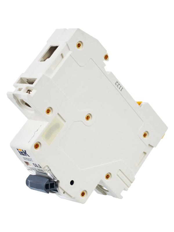 Выключатель автоматический однополюсный M06N 1P C 0,5А 6кА ARMAT | AR-M06N-1-C0D5 | IEK — миниатюра 6