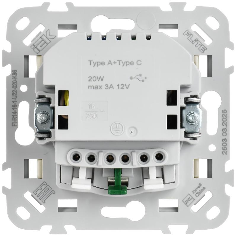 FLITE Розетка с заземлением со шторками 16А с USB A+C 20Вт быстрозажимные клеммы РСЮшс11-1-ФлСл сливочный | FI-R14-16-1-U22-020-K86 | IEK — миниатюра 3