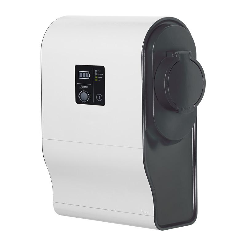 Зарядная станция 3-фазная, режим 3, 22кВт 32А, пластик | 059002 | Legrand — Legrand