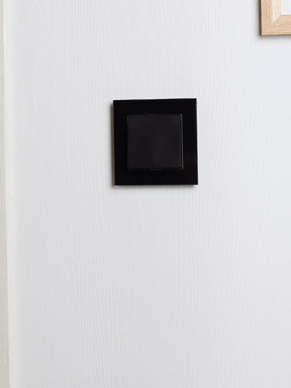 BRITE Рамка 1-ая РУ-1-2-БрЧ стекло черный | BR-M12-G-K02 | IEK — миниатюра 7