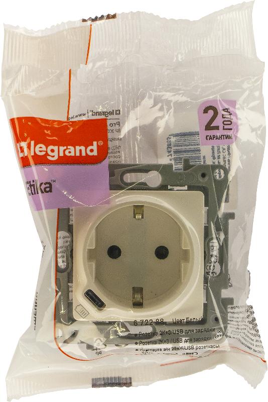 Розетка с заземлением с USB тип C - Legrand Etika - со шторками 16А 250В 1500мА 7,5Вт безвинтовые зажимы - белый — миниатюра 4