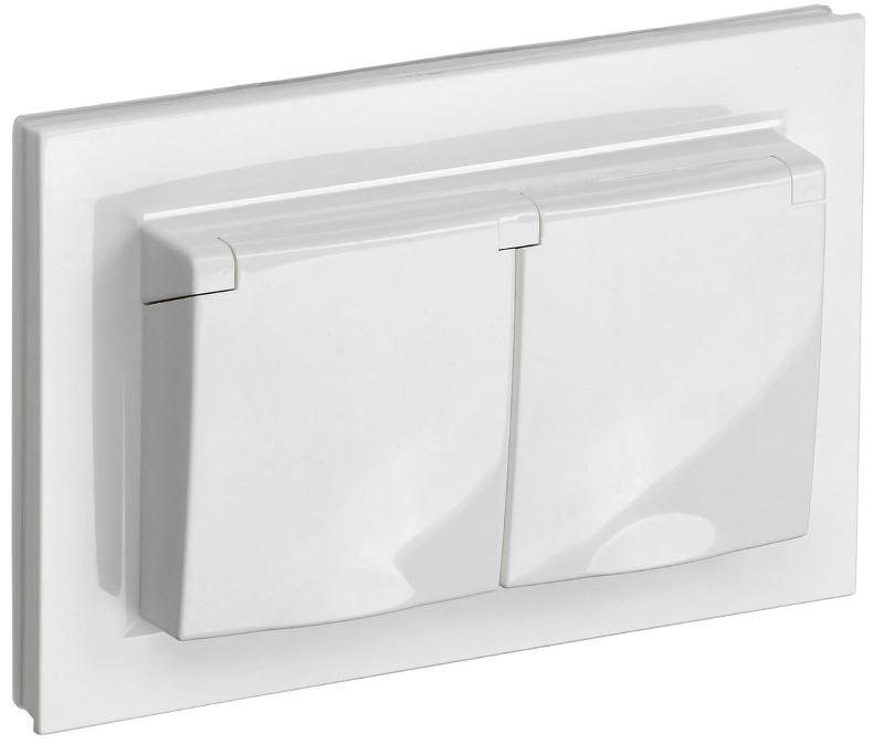 BRITE Розетка 2-ая с крышкой 16А в сб IP44 РСбш12-3-44-БрБ белый | BR-R26-16-44-K01-F | IEK — миниатюра 1
