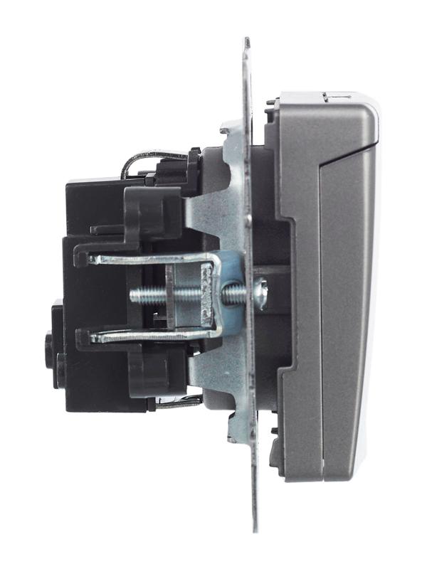 BRITE Розетка с заземлением со шторками с кр. 16А IP20 РСбш10-3-БрС сталь | BR-R16-16-K46 | IEK — миниатюра 6
