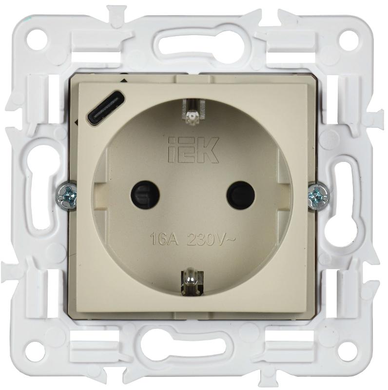 SKANDY Розетка с заземлением с защитными шторками 16А с USB C 18Вт SK-R17B бежевый  | SK-R14-16-U14-018-K10 | IEK — миниатюра 2