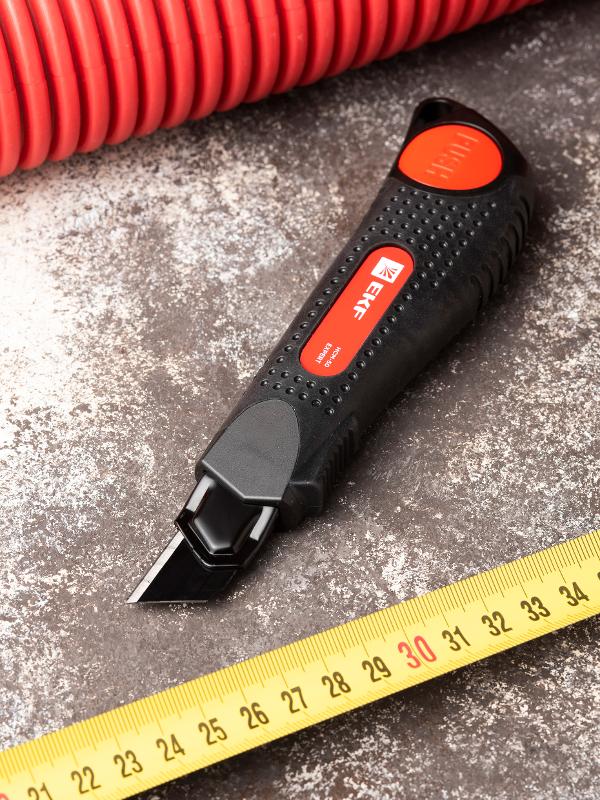 Нож строительно-монтажный 18 мм НСМ-50 (18мм)(SK4) Heavy Duty (до 25 кг) EKF Expert | ncm-50-exp | EKF — миниатюра 11