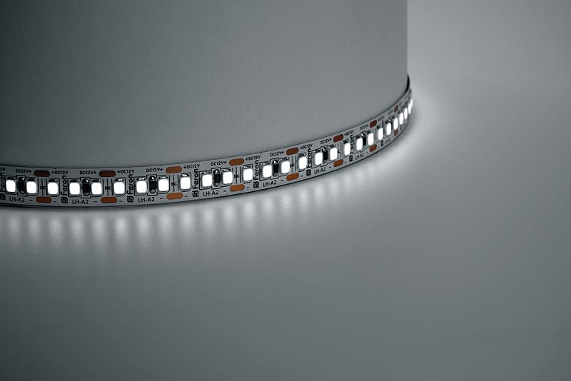 Лента светодиодная LS616, 180SMD(2835)/м 17Вт/м 5м IP20 12V 6500К — миниатюра 2
