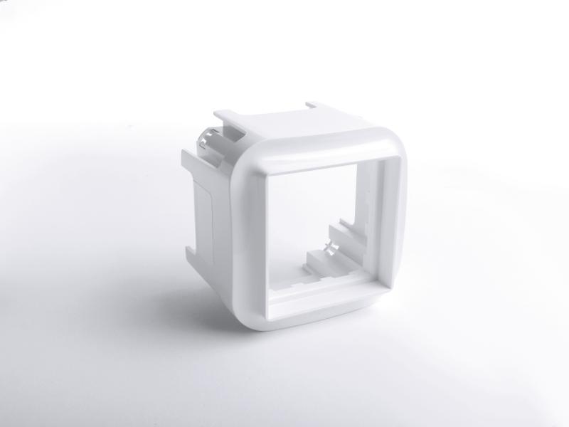 Quteo Белый Адаптер для Mosaic | 782225 | Legrand — Legrand