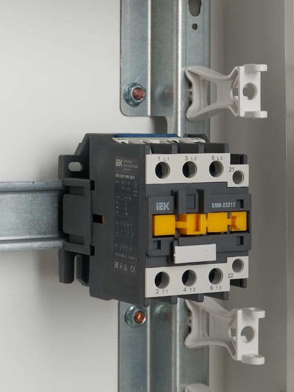 Контактор КМИ-23211 32А 230В/АС3 1НЗ  | KKM21-032-230-01 | IEK — миниатюра 3