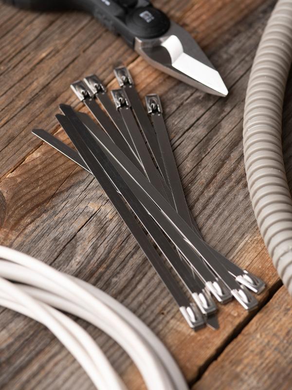 Хомут AISI 304 из нержавеющей стали, 4.6x125 (100 шт.) FlexLock PROxima|plc-fl-tss-304-4.6x125|EKF — миниатюра 4