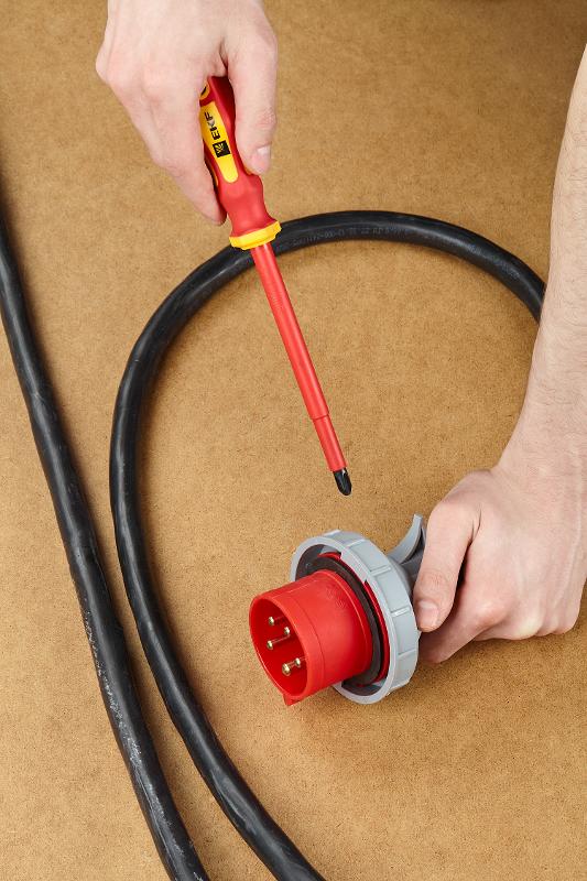 Отвертка Master PH3x150 мм 1000В EKF Basic|ph-3-150-mas-in|EKF — миниатюра 6