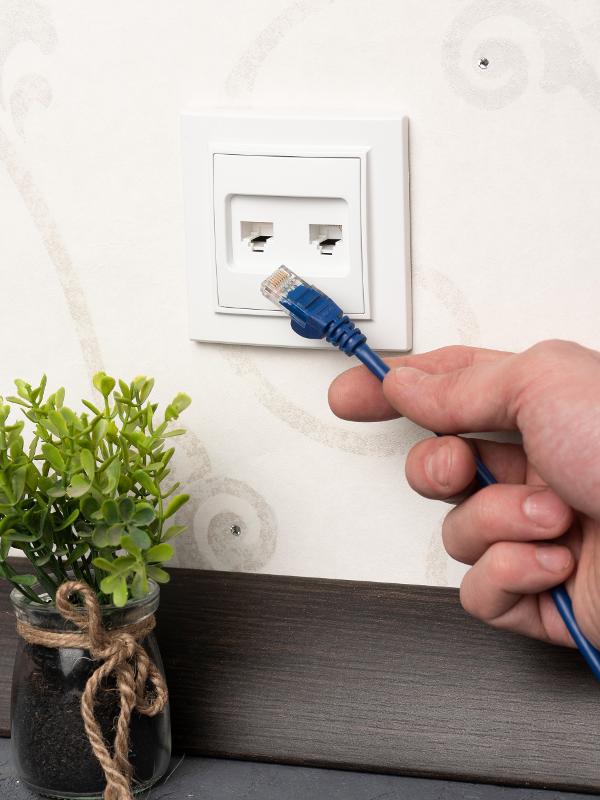 Минск Розетка RJ-45+Phone СП белая EKF Basic | ERK00-135-10 | EKF — миниатюра 4