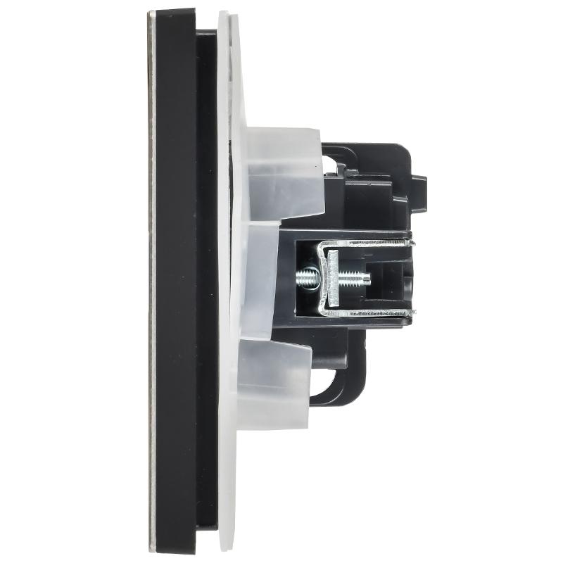FORTE&PIANO Розетка с заземлением со шторками с крышкой в/к 16А IP44 FP621M металл шампань  | FP-R16-16-44-M-K37 | IEK — миниатюра 6