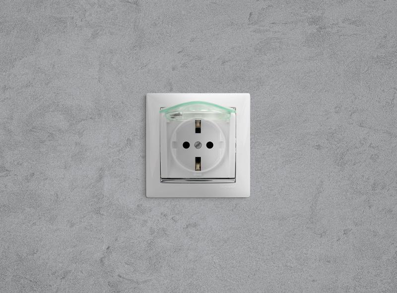 Valena Белый Розетка 1-ая с/з с крышкой и защитными шторками IP44 (к простой рамке) — миниатюра 24
