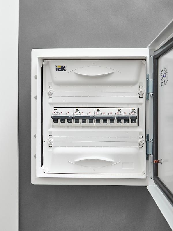 Выключатель автоматический трехполюсный M10N 3P C 20А 10кА ARMAT | AR-M10N-3-C020 | IEK — миниатюра 11