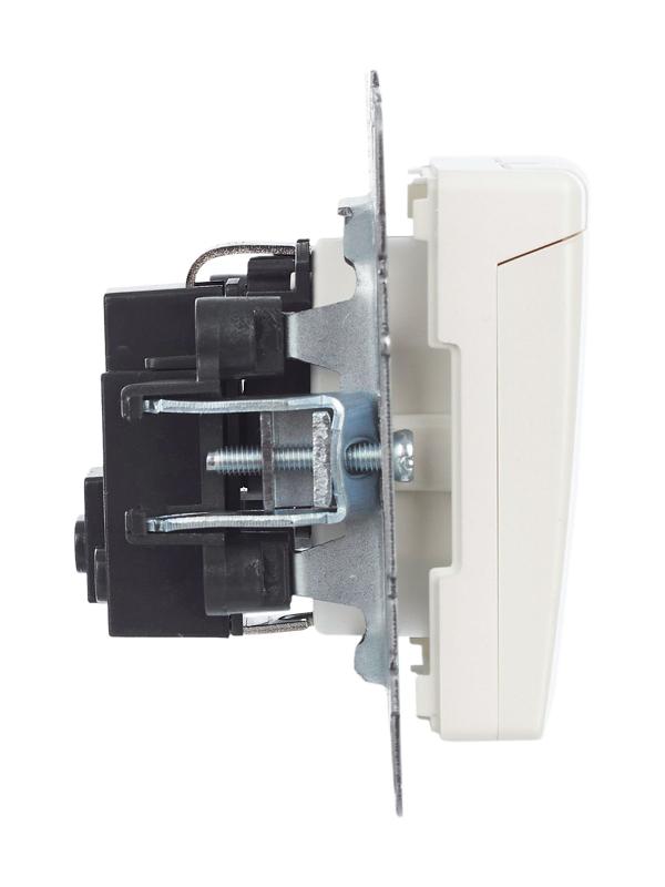 BRITE Розетка с заземлением со шторками с крышкой 16А IP20 РСбш10-3-БрЖ жемчужный  | BR-R16-16-K36 | IEK — миниатюра 13
