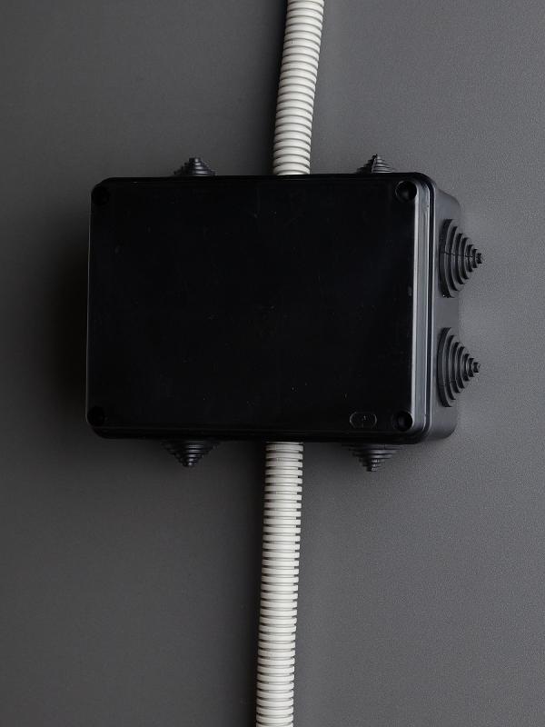 Коробка расп. КМ41241 150х110х70мм IP44 10 вв. черная | UKO11-150-110-070-K02-44 | IEK — миниатюра 5