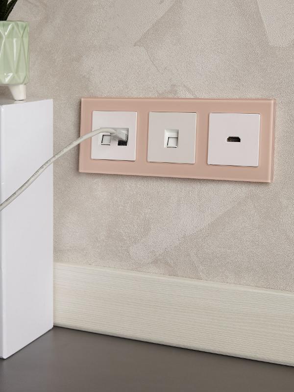 BRITE Рамка 3-ая РУ-3-2-БрП стекло персиковый матовый | BR-M32-G-31-K96 | IEK — миниатюра 5