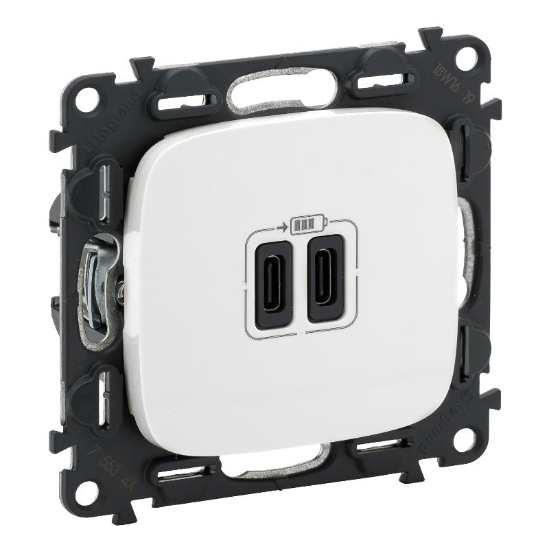 Valena ALLURE Белый Зарядное устройство с 2-мя USB-разьемами тип С-тип С 240В/5В 3000мА С лицевой панелью | 755345 | Legrand — Legrand