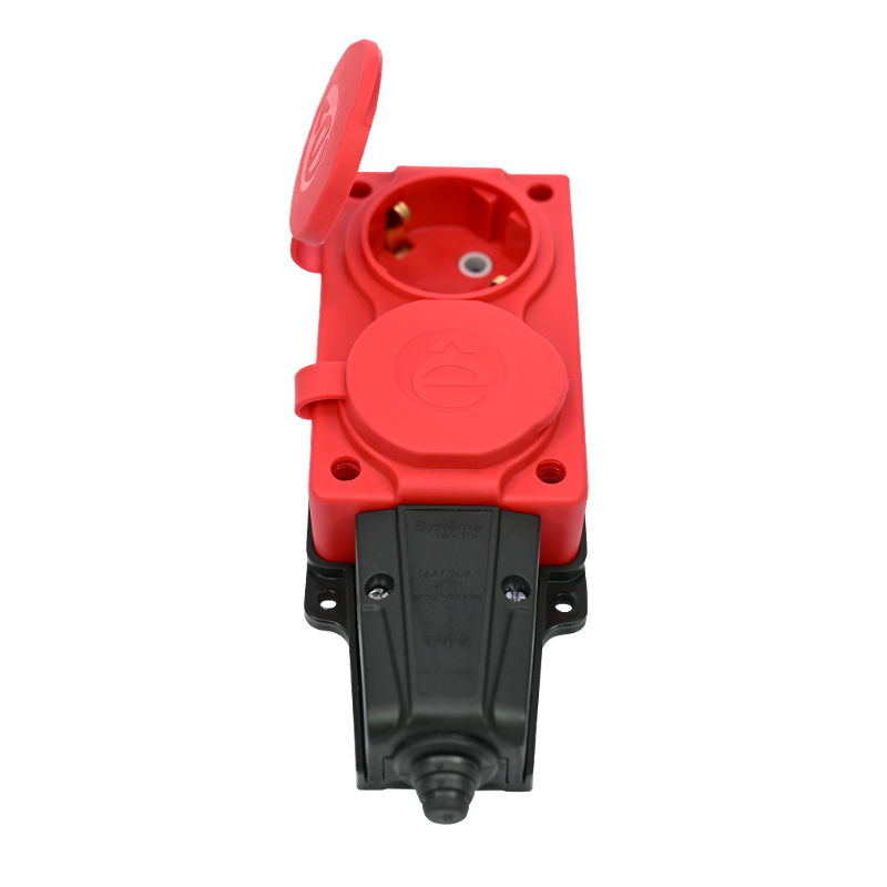 Колодка 2 гнезда 2К+З каучуковая 16А/250В IP44 Красная MultiSet | MST4122RD | SE — миниатюра 2