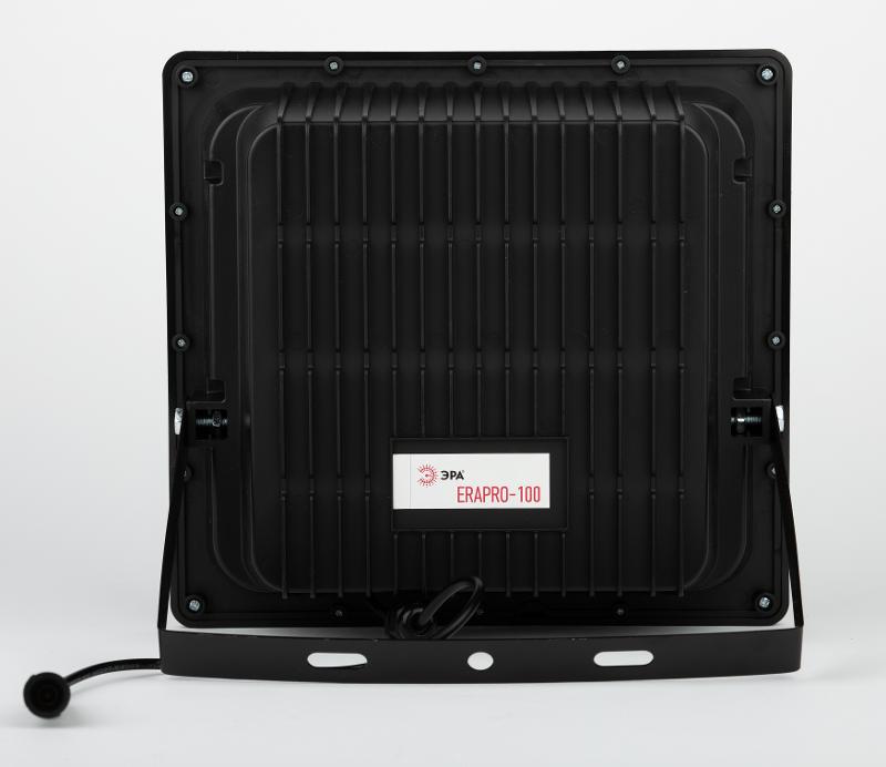 Прожектор светодиодный уличный на солн. бат. 100W, 1200 lm, 5000K, с датч. движения, ПДУ, IP65 ( | Б0049547 | ЭРА — миниатюра 3