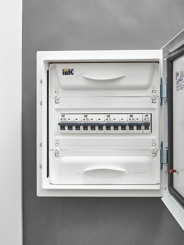 Выключатель автоматический трехполюсный M06N 3P C 1А 6кА ARMAT | AR-M06N-3-C001 | IEK — миниатюра 11
