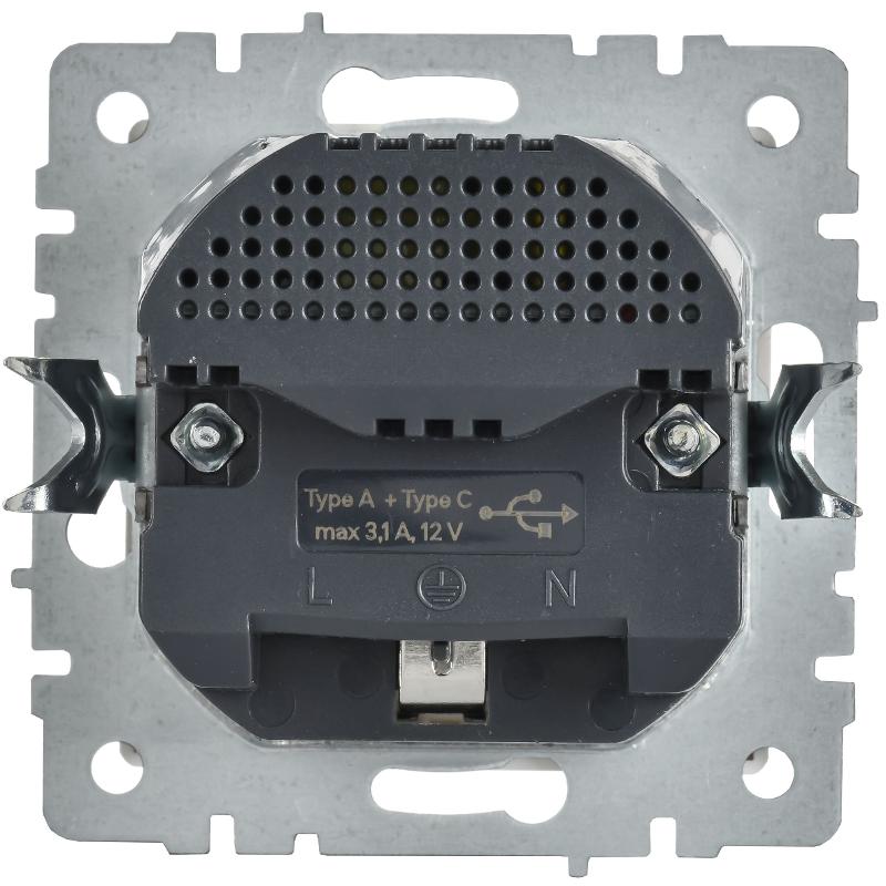 BRITE Розетка 1-местная с заземлением с защитными шторками 16А с USB A+C 18Вт РЮш11-1-БрАБ арктический белый  | BR-R14-16-U22-018-K91 | IEK — миниатюра 3