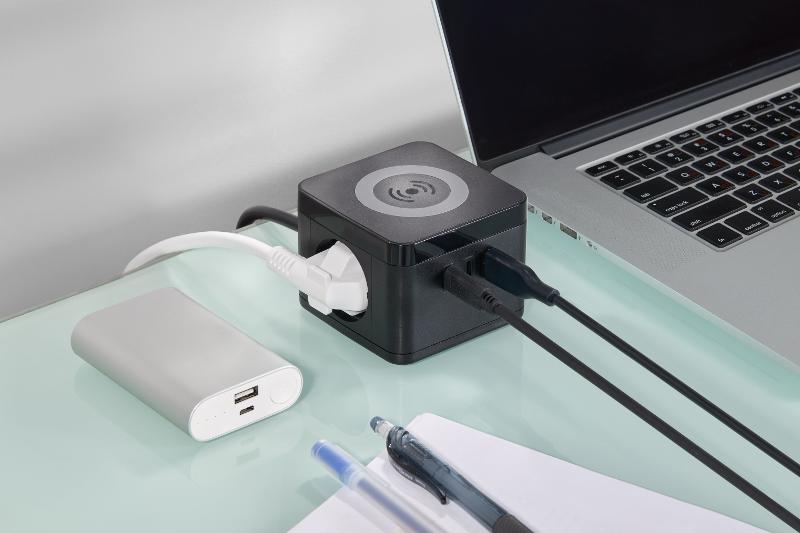 DOMINIC Удлинитель Qi10Вт У02К 1,3м 3х1мм2 USB A+C чер | DN-YP31-16-02-01-ZKU-K02 | IEK — миниатюра 9