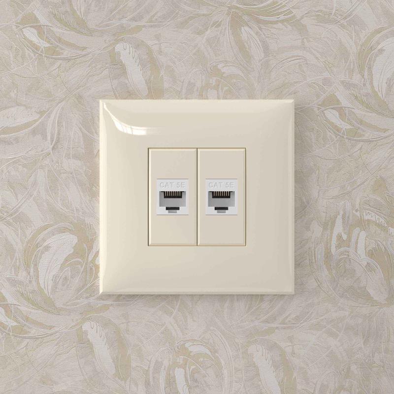 Компьютерная розетка RJ-45 без шторки в стену, кат.5е двойная, "Avanti", "Ванильная дымка" | 4405664 | DKC — миниатюра 5