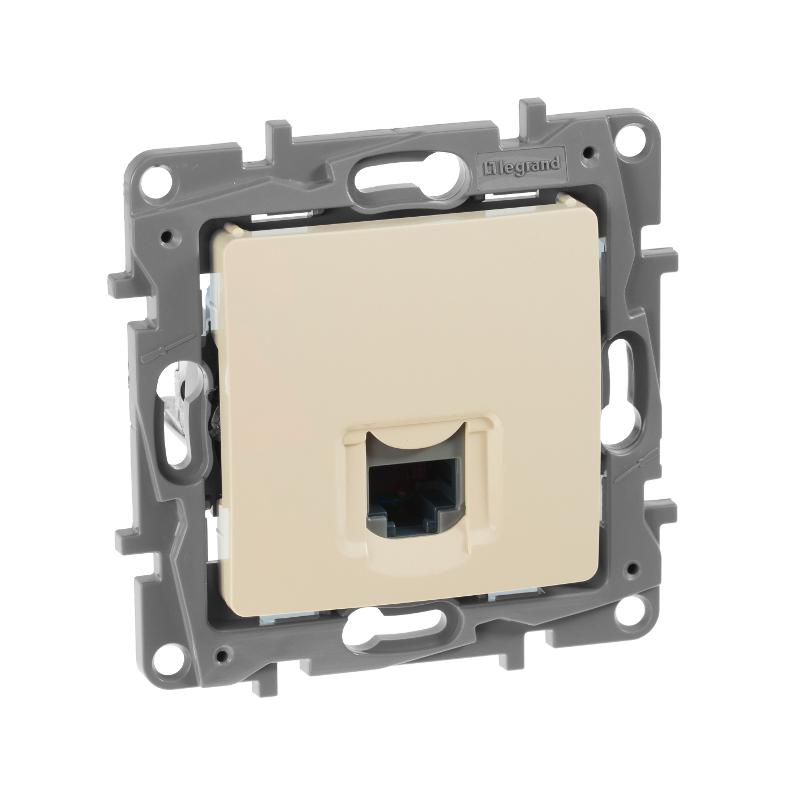 Etika Слоновая кость Розетка компьютерная RJ45 5 кат. UTP | 672341 | Legrand; замена на арт. ИЭК 6723411 — Legrand
