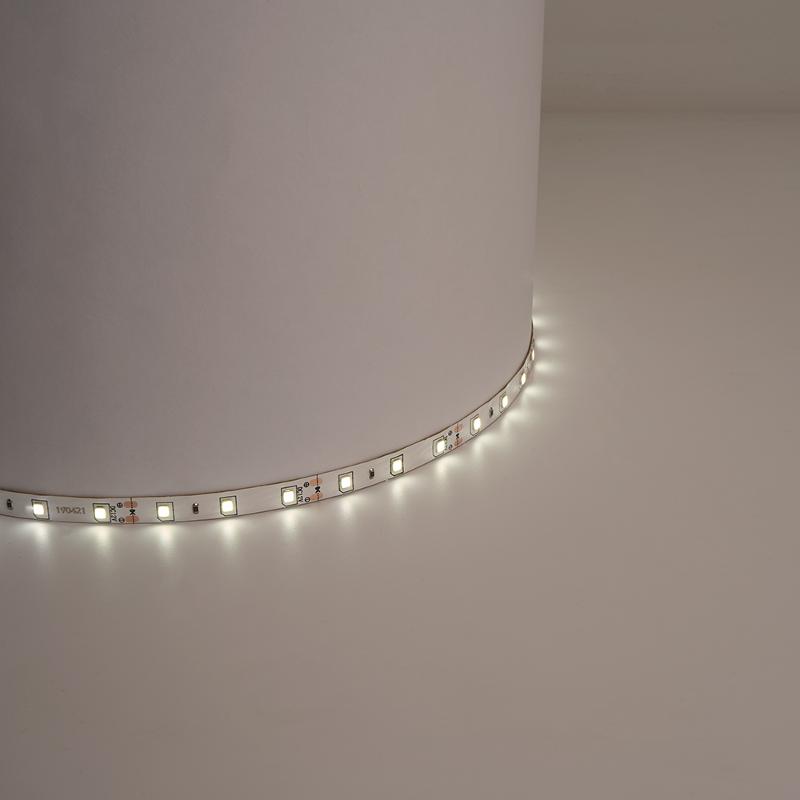 Лента светодиодная LS604/ 60SMD(2835)/м 4.8Вт/м 12V IP65 5000*8*3.8мм 3000К | 27640 | FERON — Feron