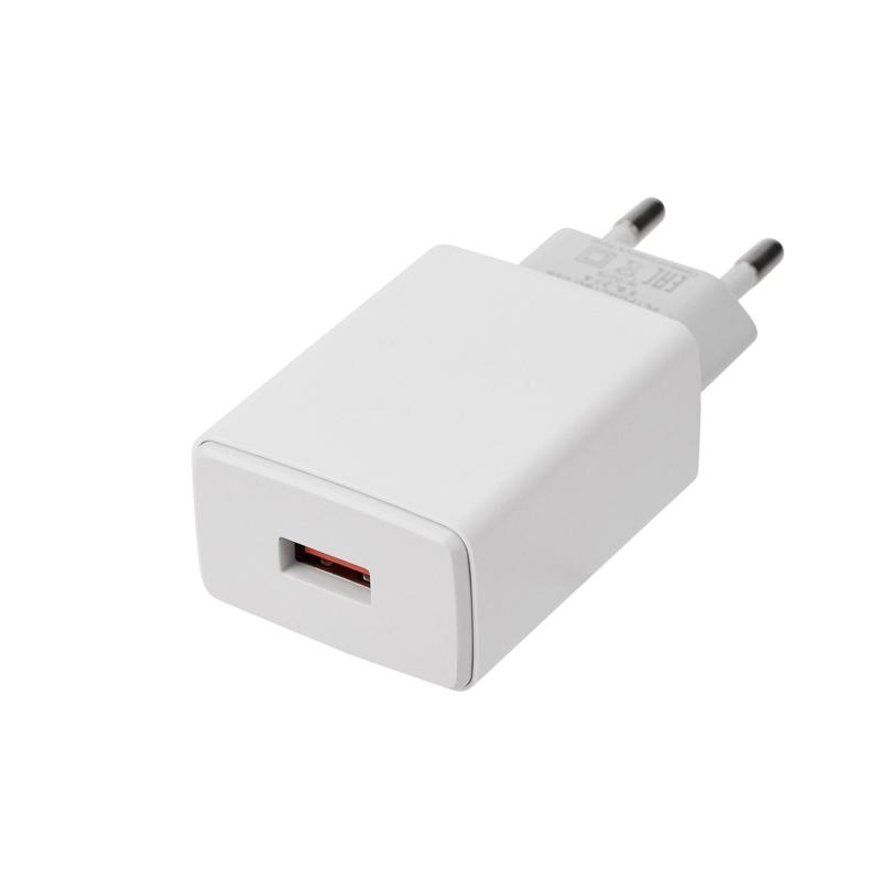 Сетевое зарядное устройство REXANT USB, 5V, 2.1 A, белое |16-0275 | REXANT — фото 1 | Sento
