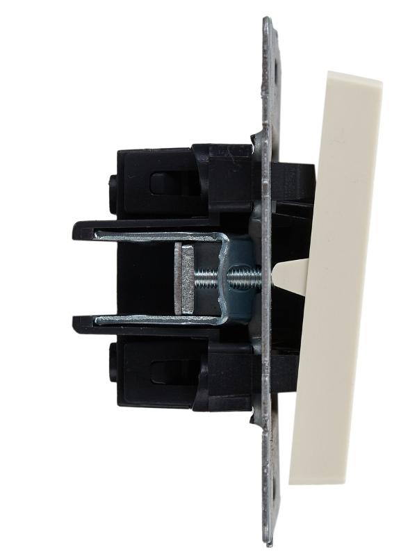 BRITE Выключатель 3-клавишный 10А ВС10-3-0-БрКр бежевый | BR-V30-0-10-K10 | IEK — миниатюра 3